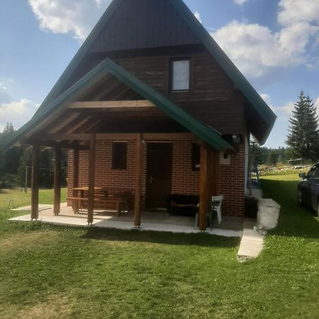House In Forest Zabljak  Luaran gambar