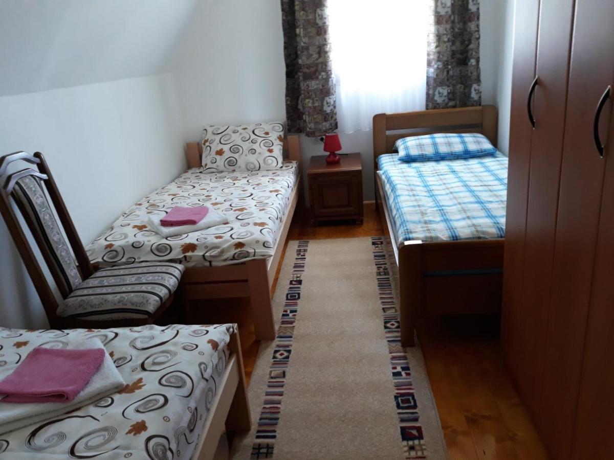 House In Forest Zabljak  Luaran gambar